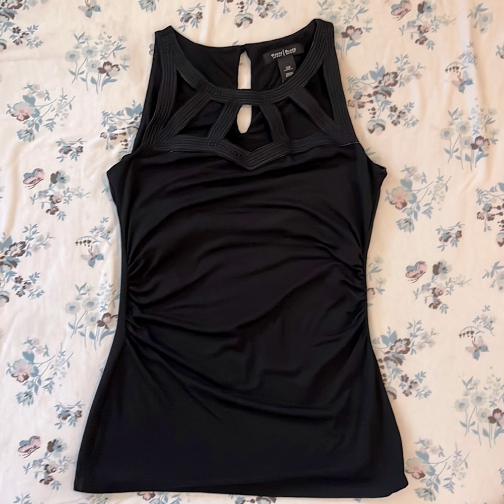✨WHITE HOUSE BLACK MARKET TOP SIZE XS✨